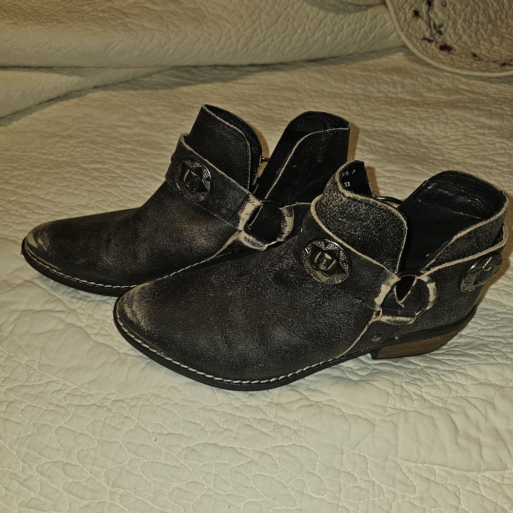 Chinese Laundry Black Ankle Boots